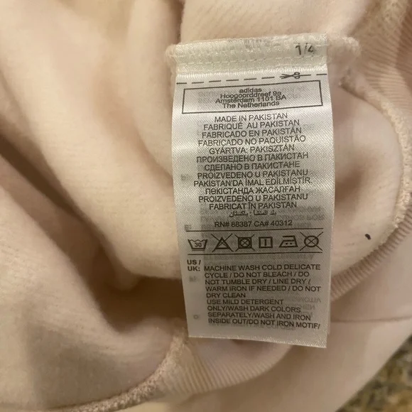 NWT - Women’s M
Adidas Originals Essentials Oversized Off-White Hoodie - Picture 6 of 8